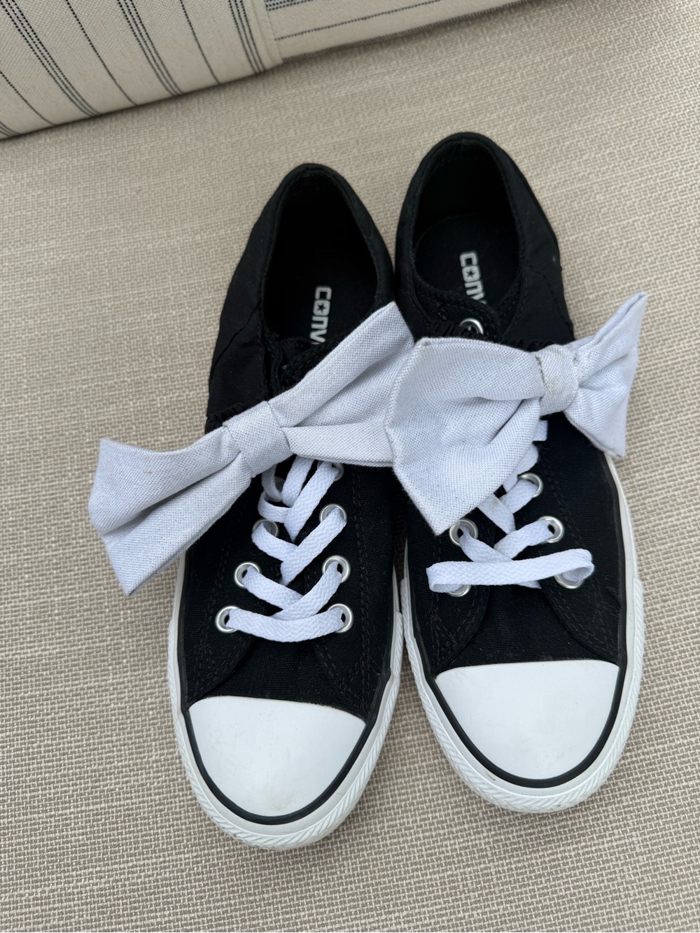 NEW Converse Black Canvas Low-Top Sneakers with White Bow Accents